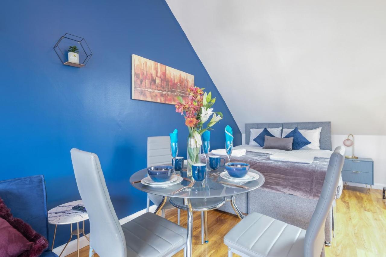 Fernbank Studios Sudbury Hill Harrow Self-Contained Studios With En-Suite Wembley Eksteriør billede