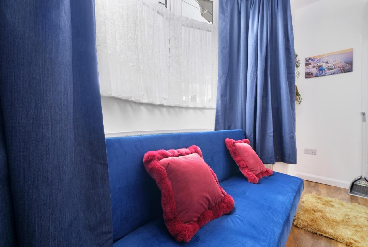 Fernbank Studios Sudbury Hill Harrow Self-Contained Studios With En-Suite Wembley Eksteriør billede